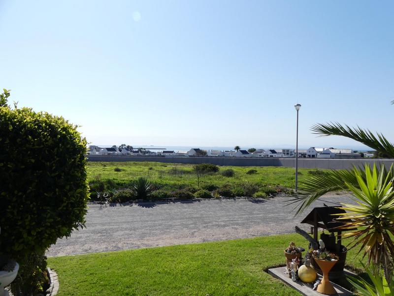 3 Bedroom Property for Sale in Harbour Lights Western Cape